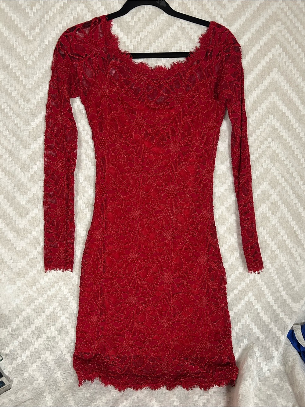 Jump Red Lace Long-Sleeve Bodycon Dress